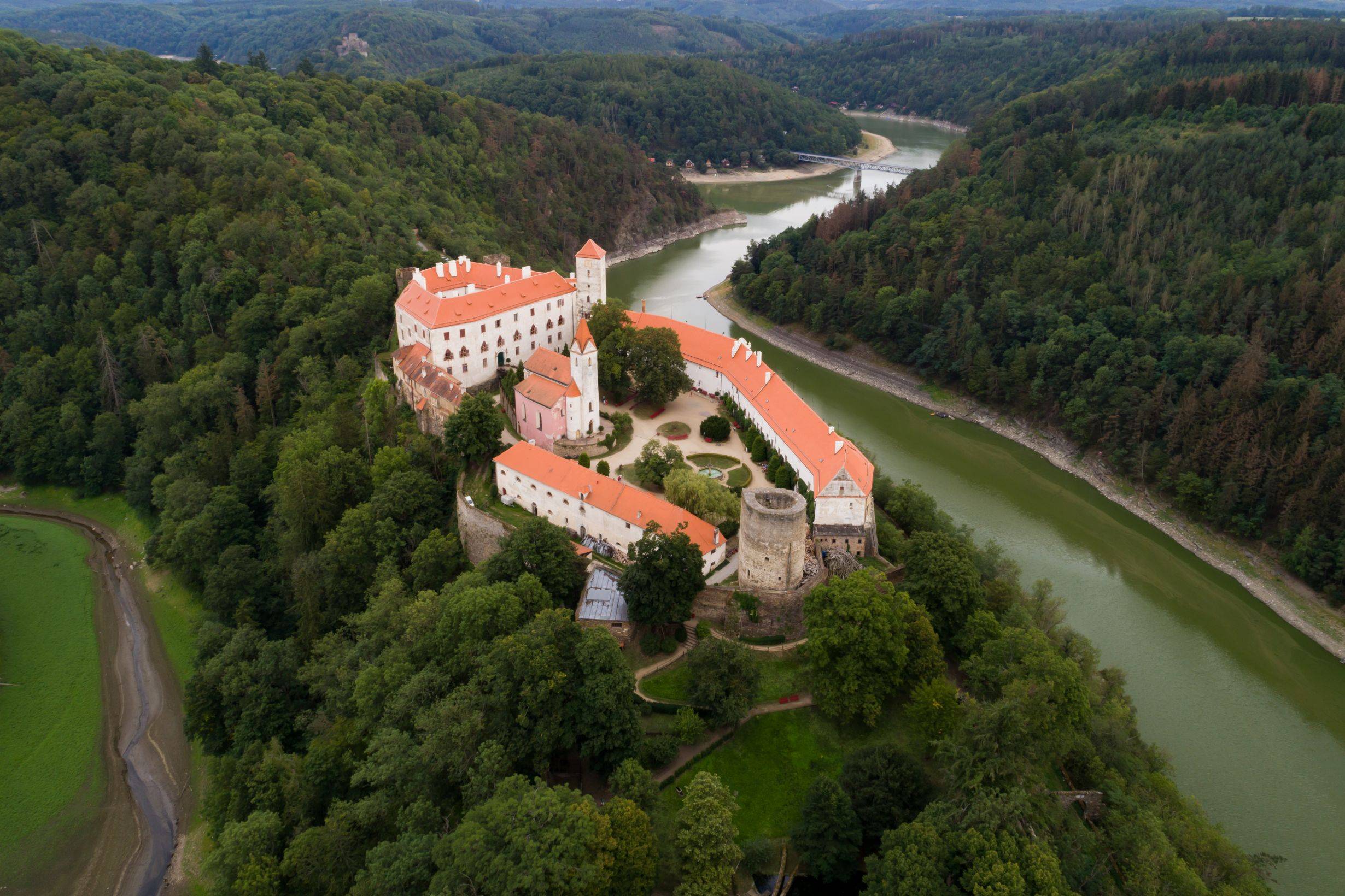 Hrad